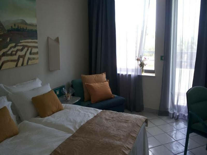 Acacia Marina Ξενοδοχείο Marina di Ragusa Εξωτερικό φωτογραφία